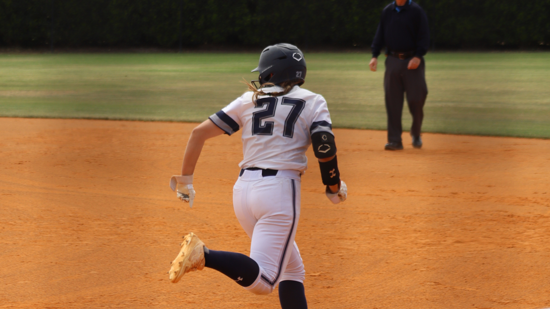 Terrell Running On Base