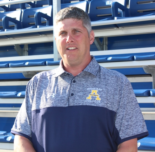 Pat Lyons