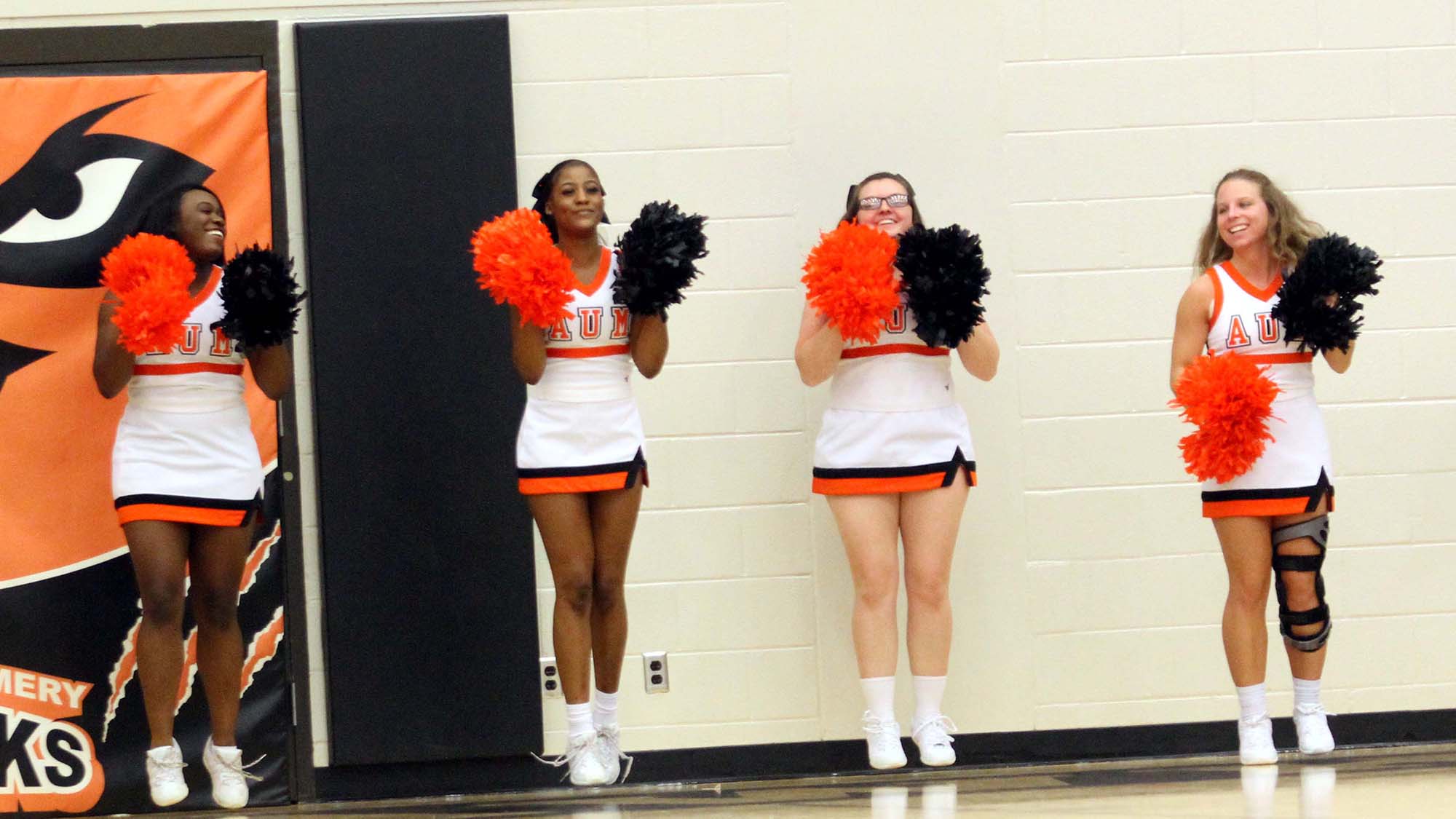 Cheerleaders_Tryouts