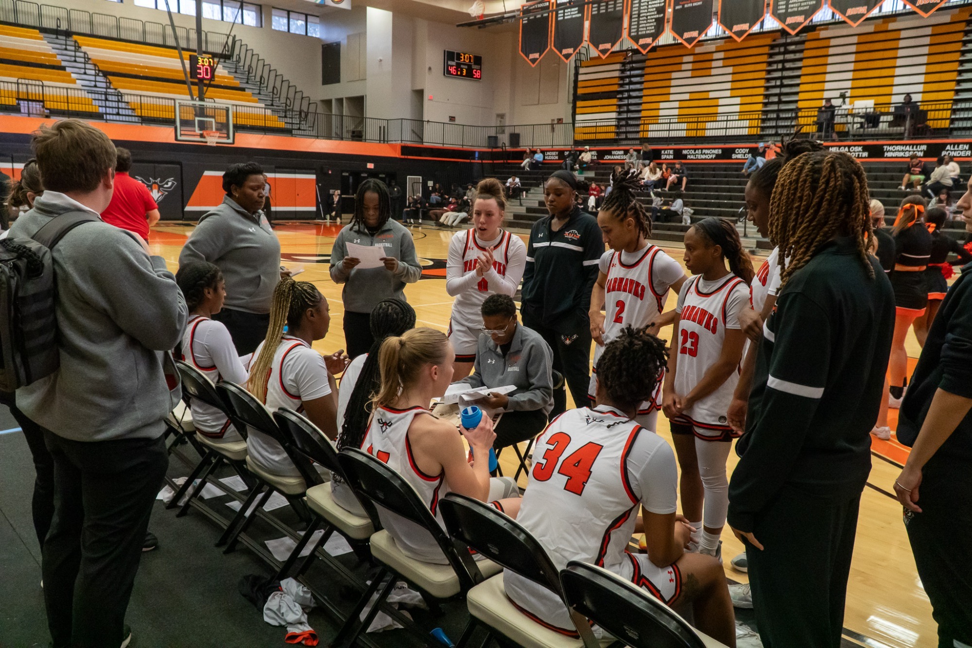 WBB huddle vs Trevecca