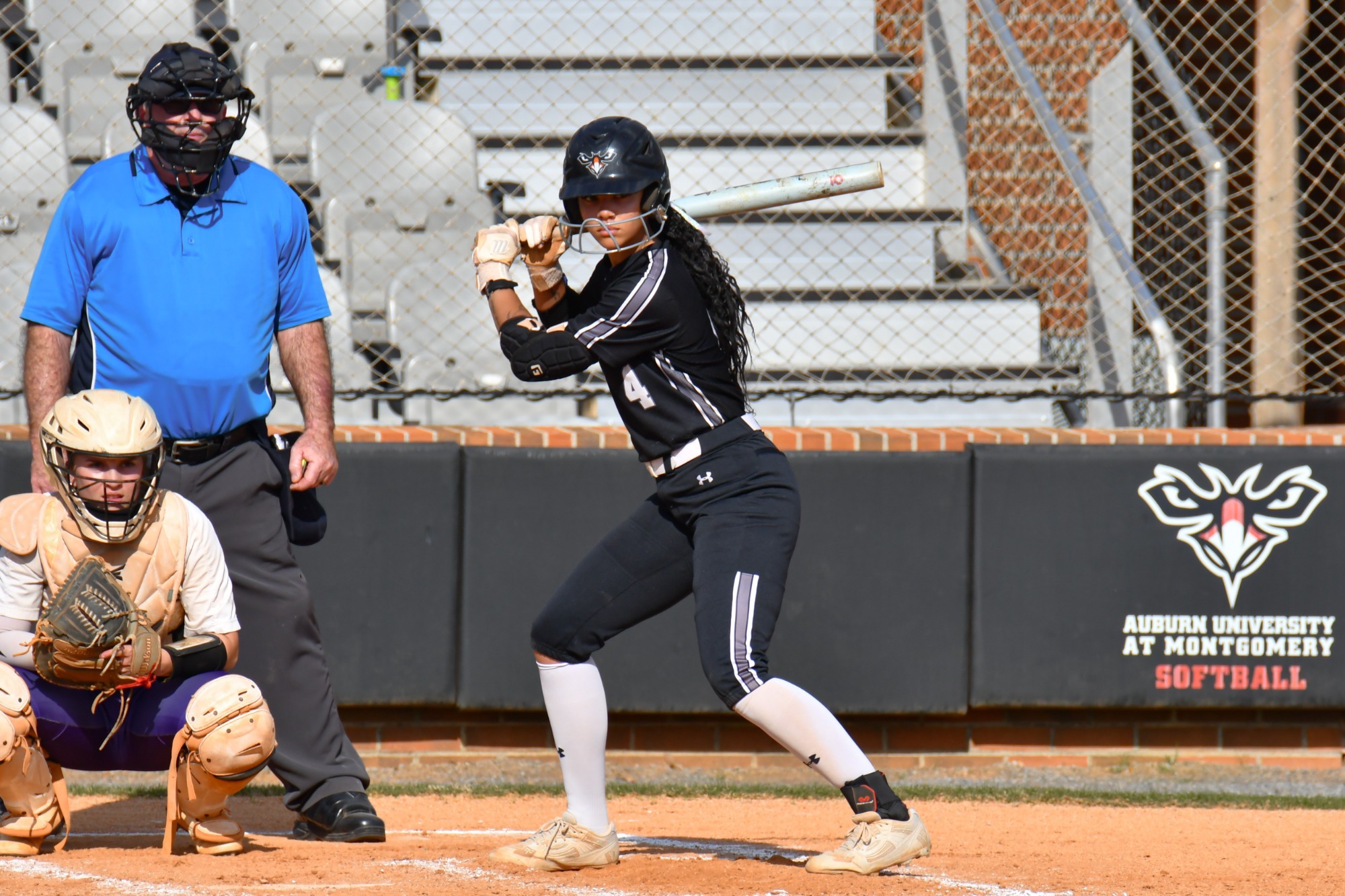 Jasmine Sneed at bat