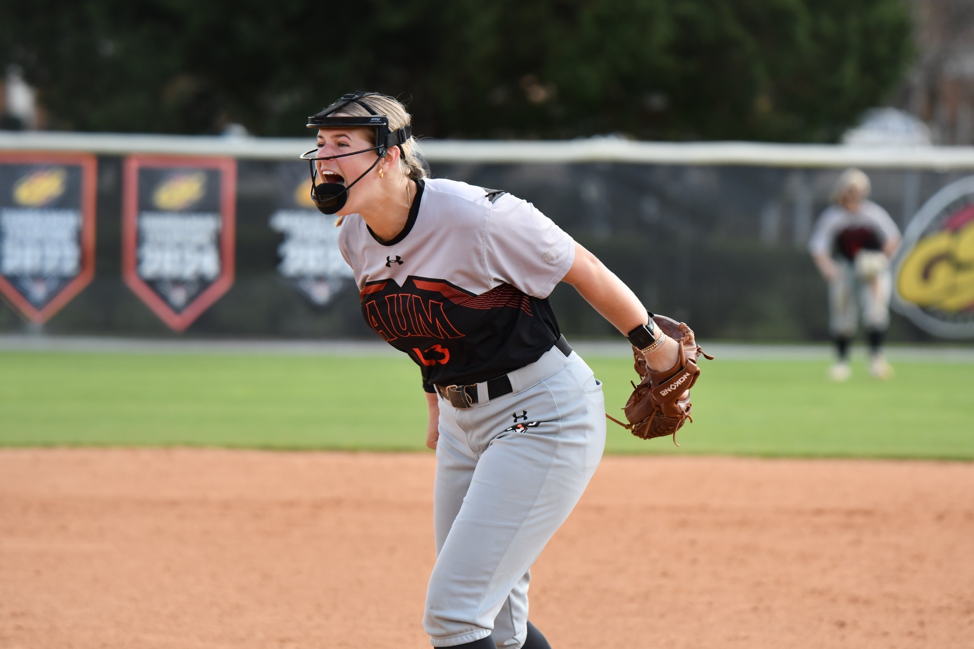 Reese Cauley vs MC in circle celebration