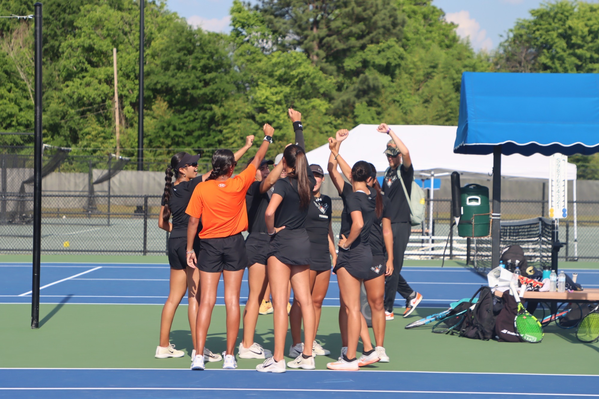 WTennis Huddle GSC Tourney