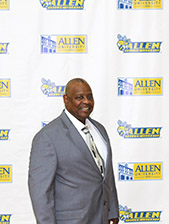 Charles Eubanks Headshot