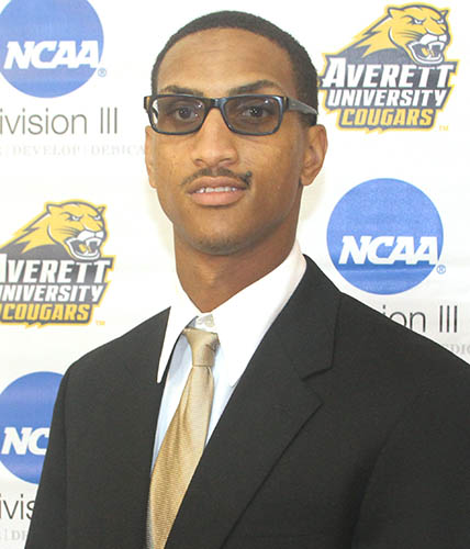 Clifton Glover joined the Averett football staff as director of operations in 2018.