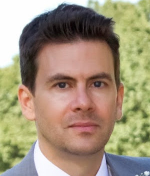 Joshua_Sperber_Headshot