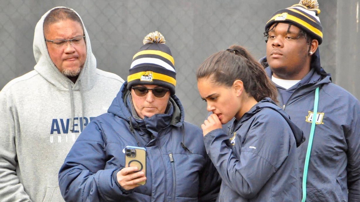 Stovall Stovall Gonzalez Olverson track and field 032224