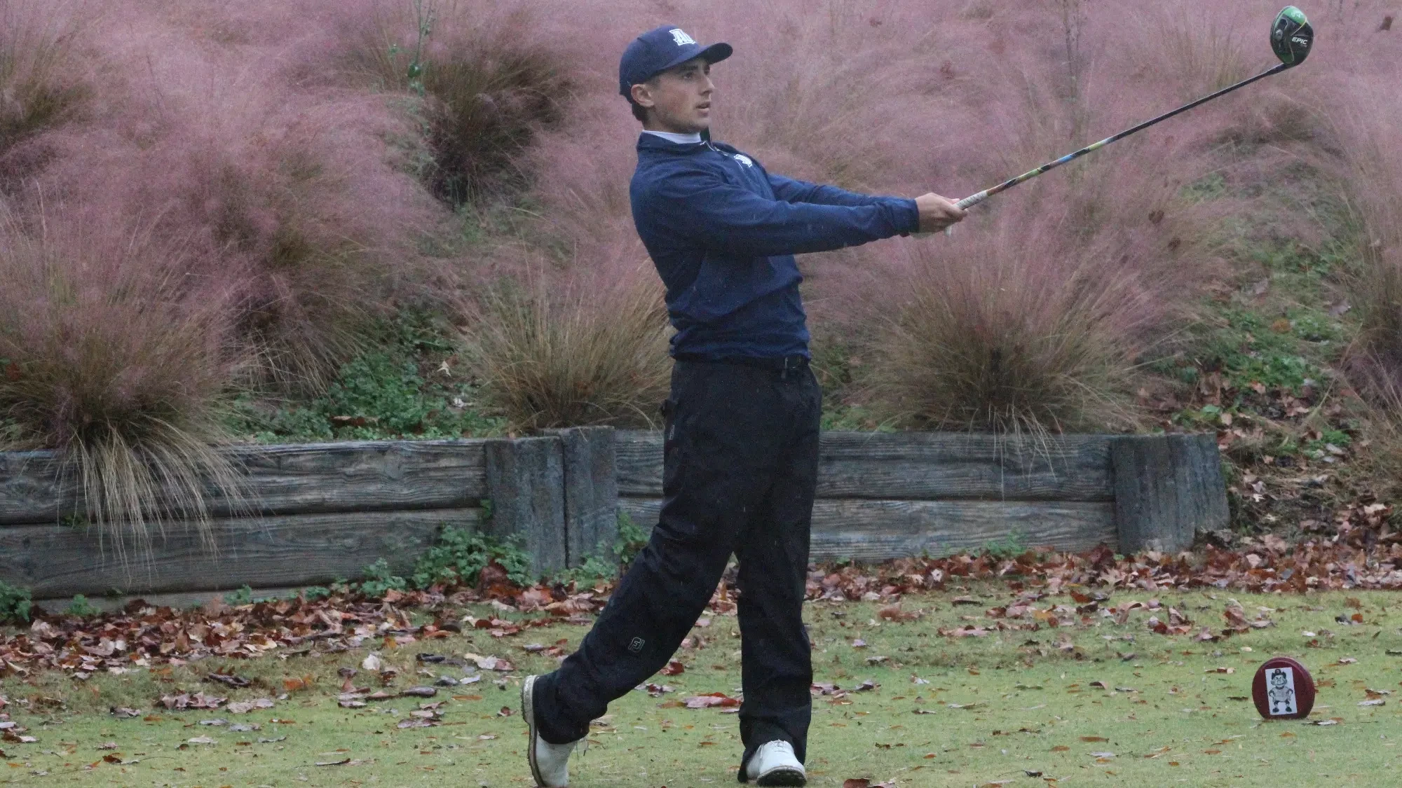 Miguel Rodriguez Lamana mens golf 102725 BJ