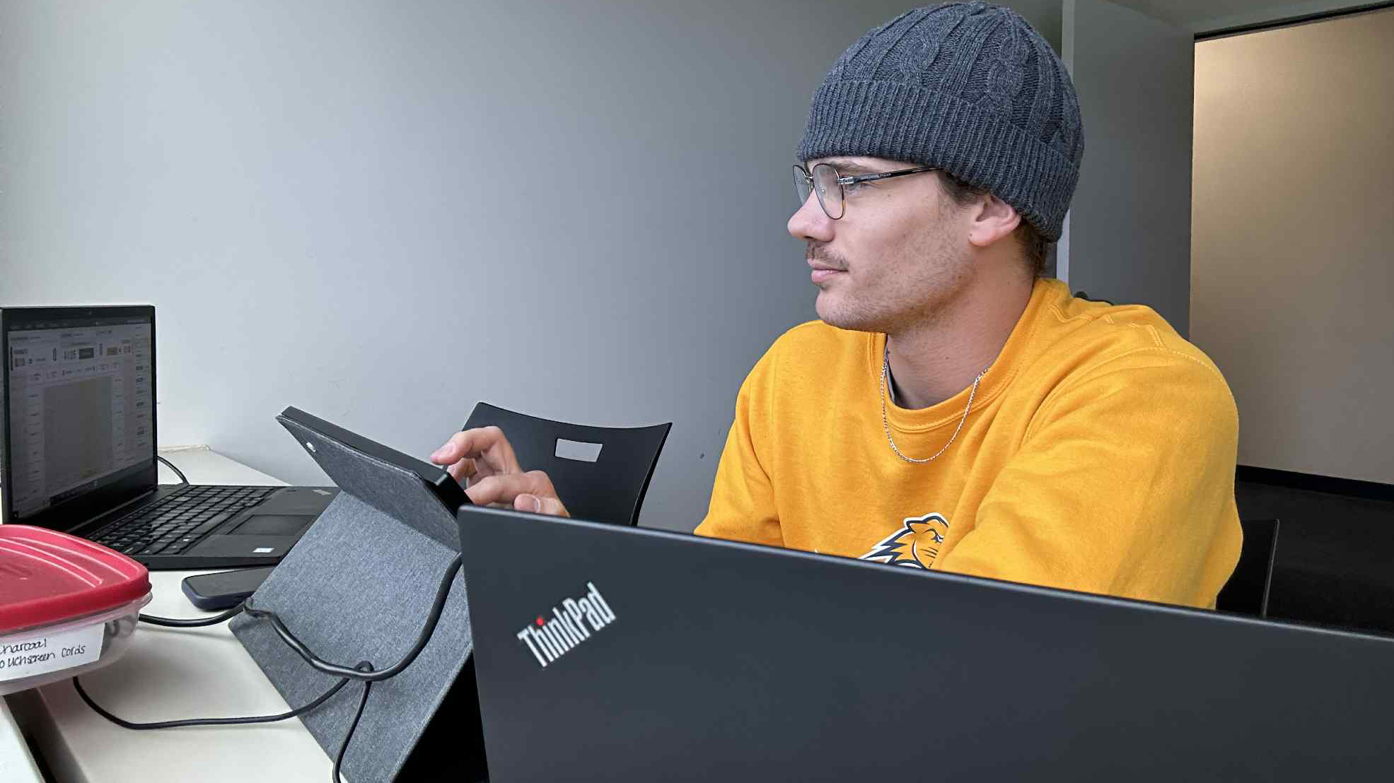 Dominik Pocrnja athletics communications 102925