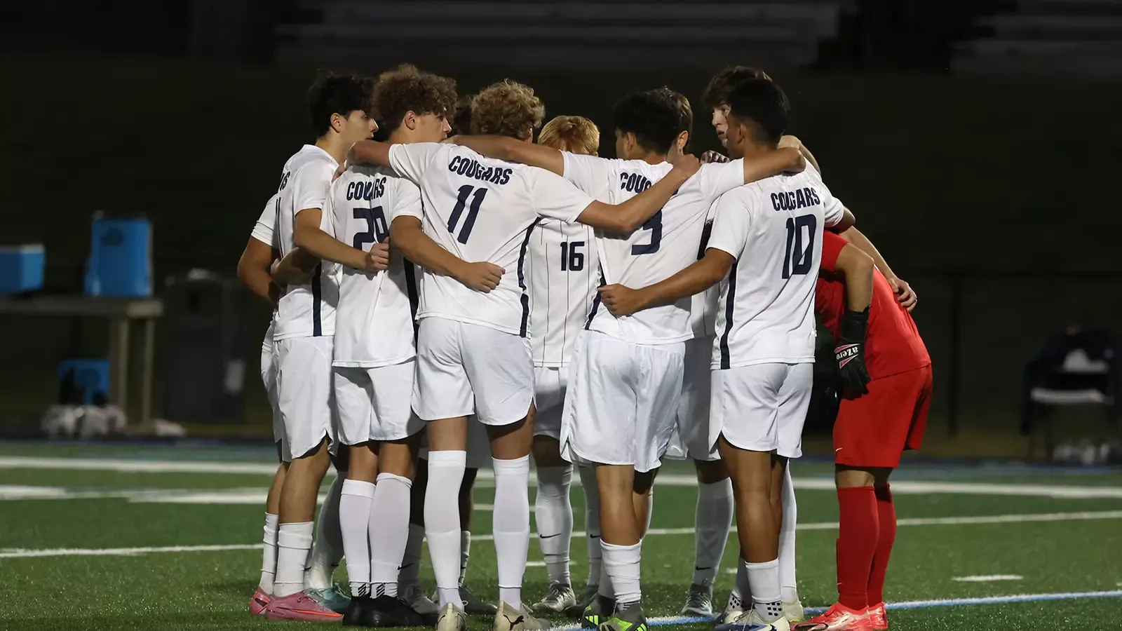 Team mens soccer 100825