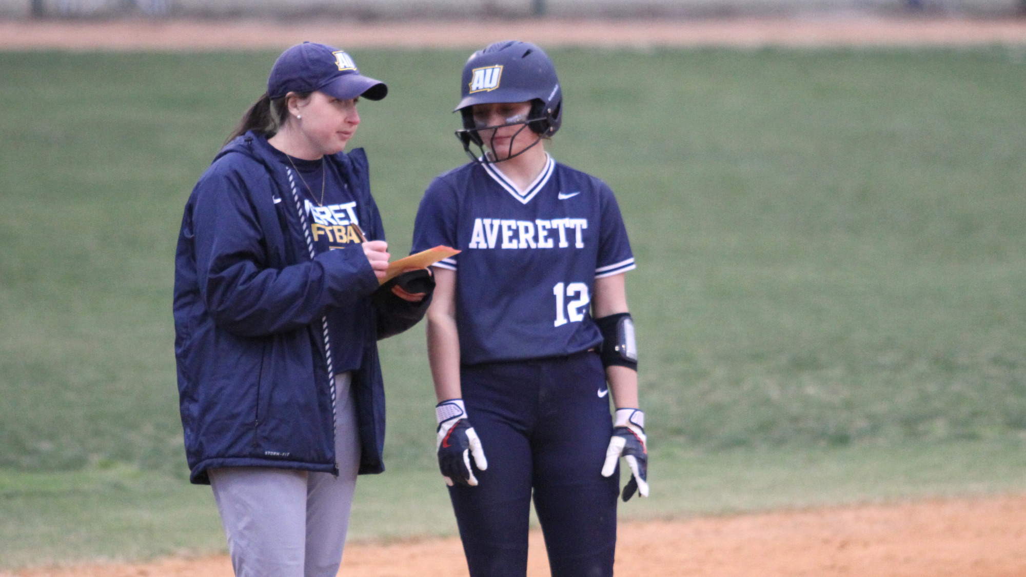 Anna Coleman Kadence Woodlief softball 022225