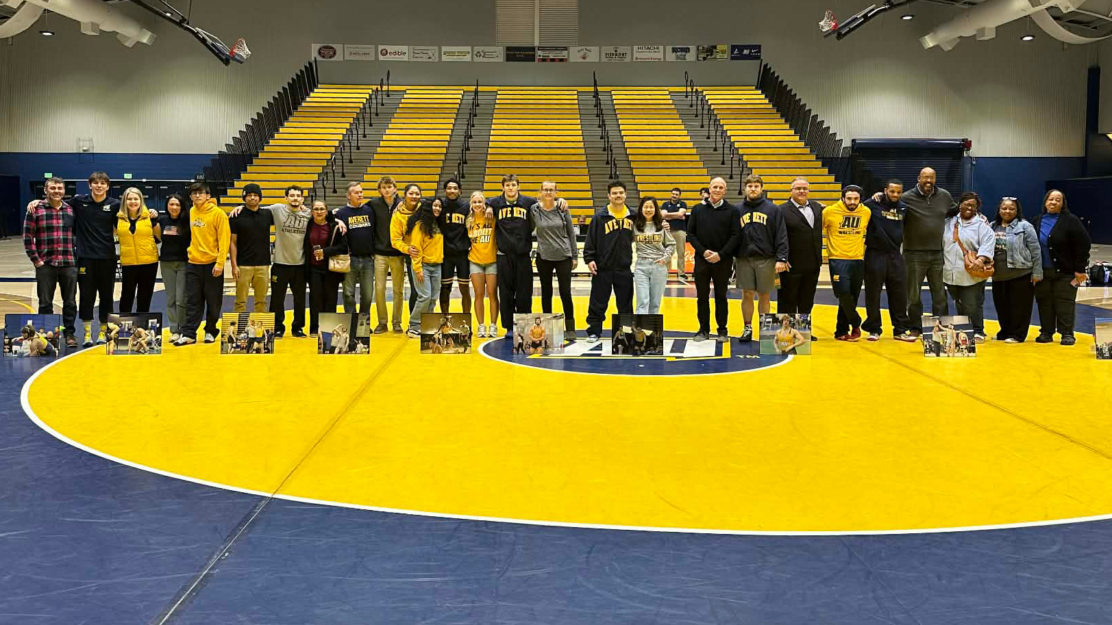 Wrestling senior day 010826