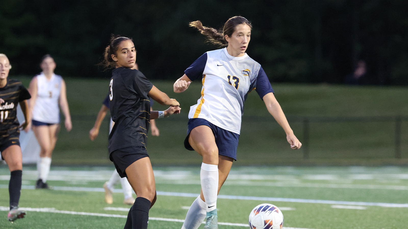 Delaney Haymore womens soccer 100926