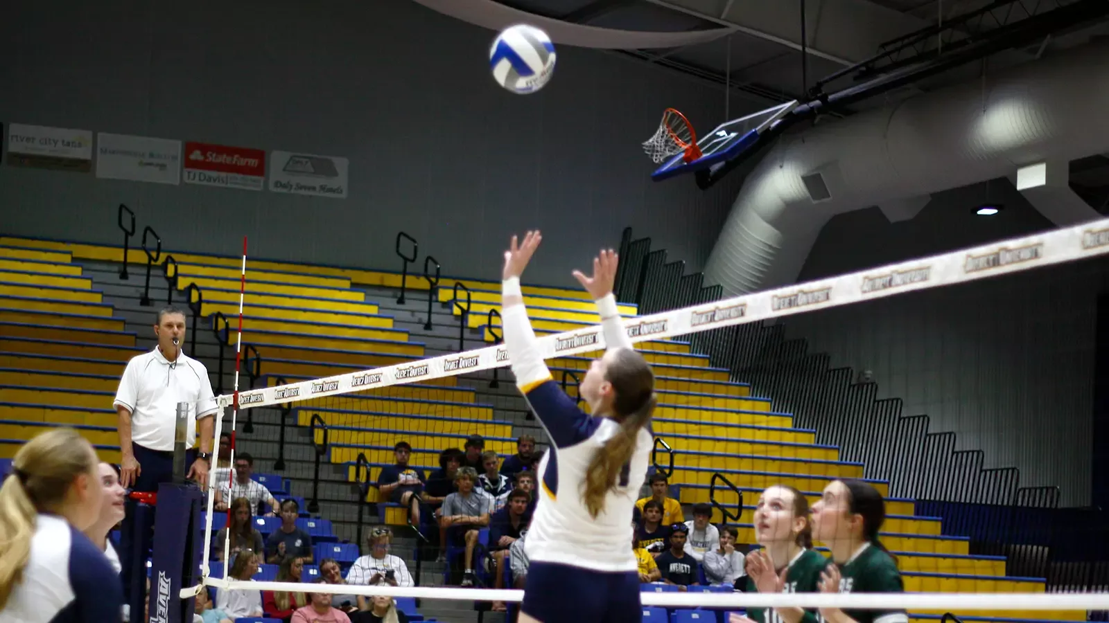 Megan Litman womens volleyball 101326