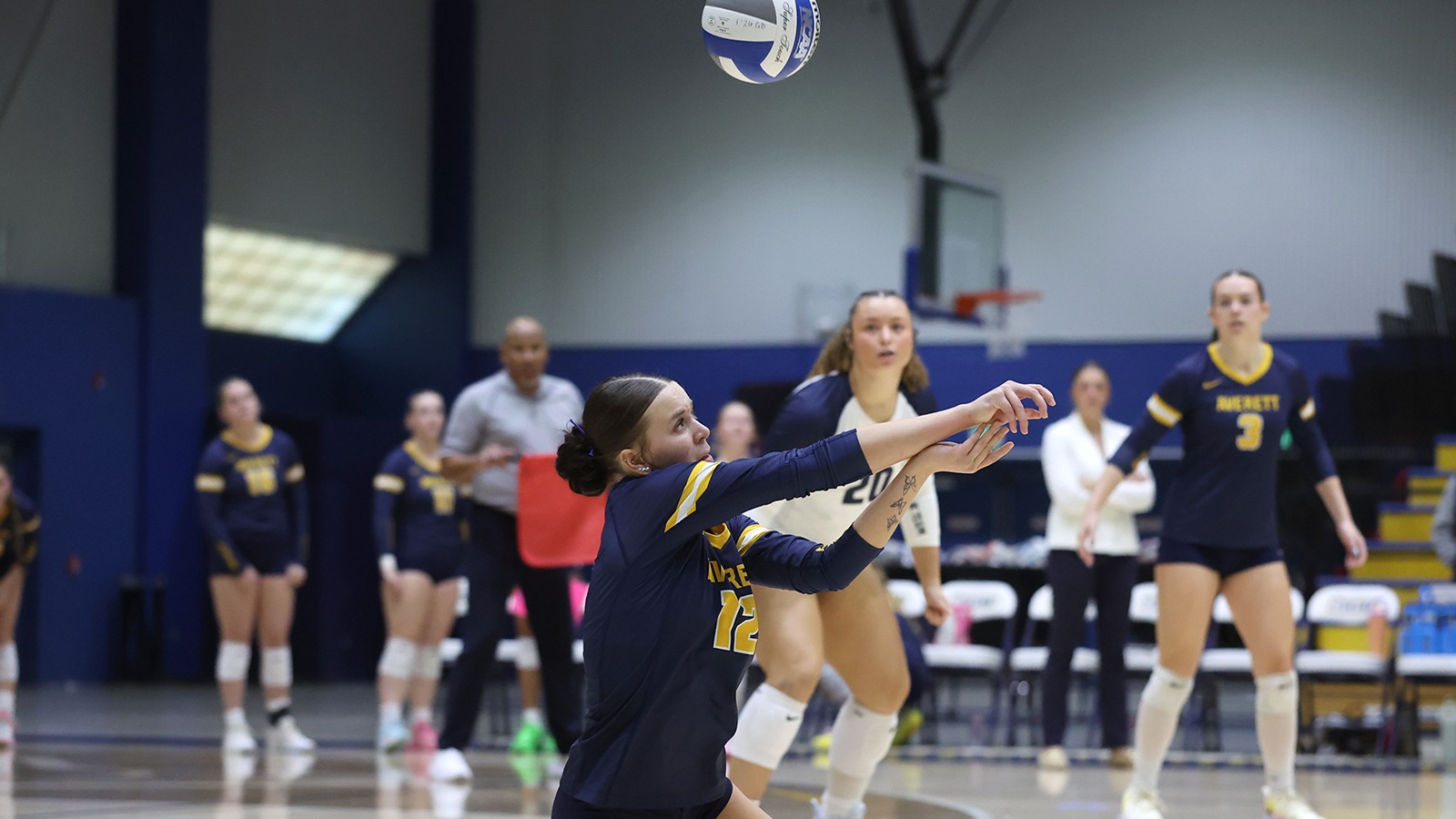Sydney Carbone womens volleyball 102426