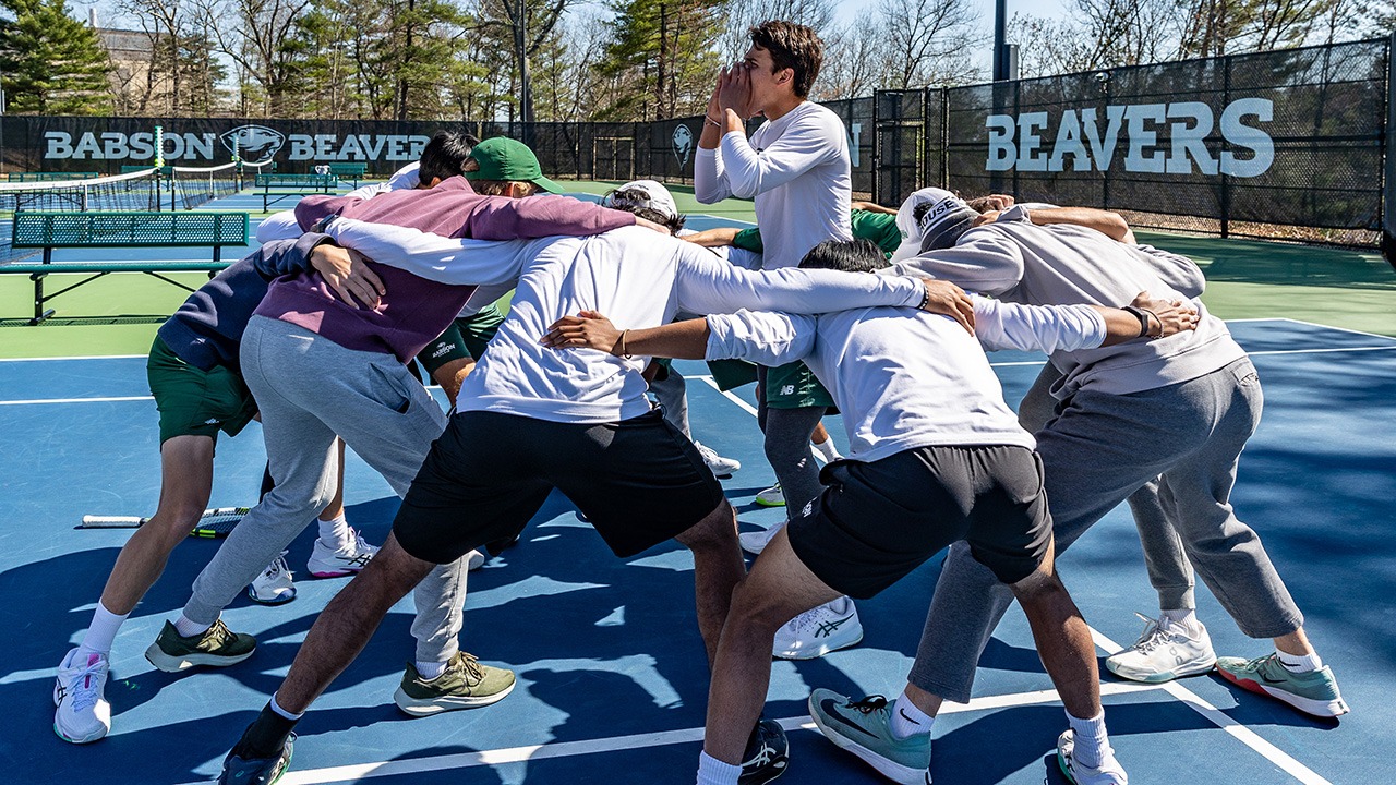 MTEN huddle