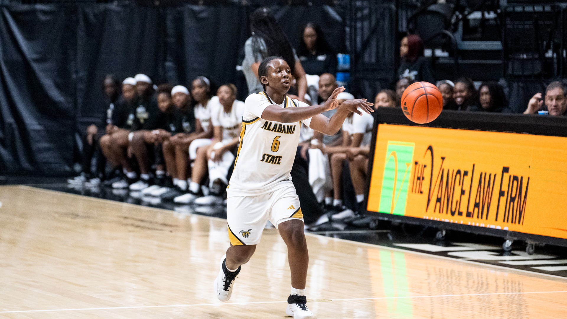 6 Ny'Keria Flowers vs. AUM