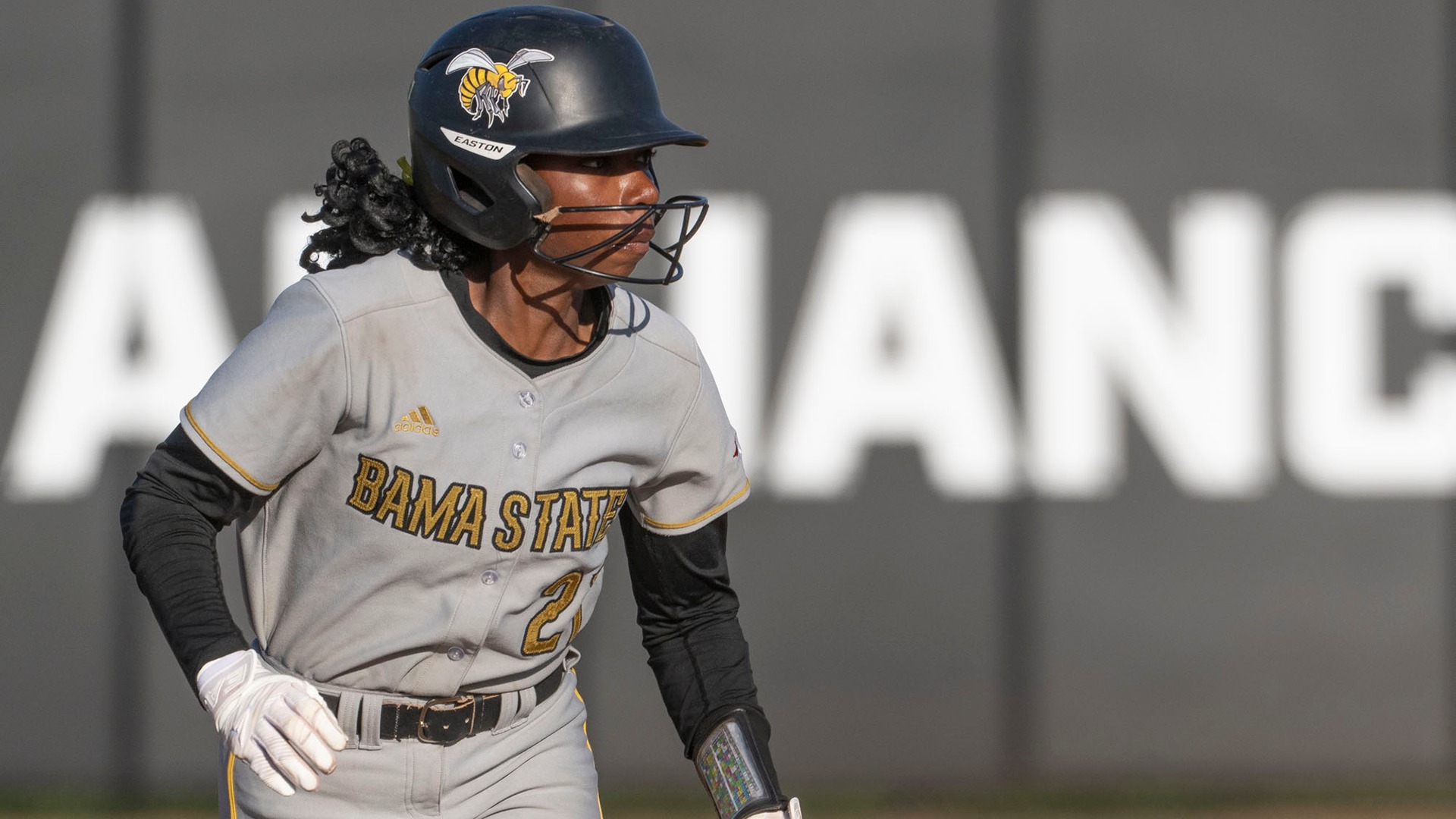 21 Alana Scott vs. Jax State