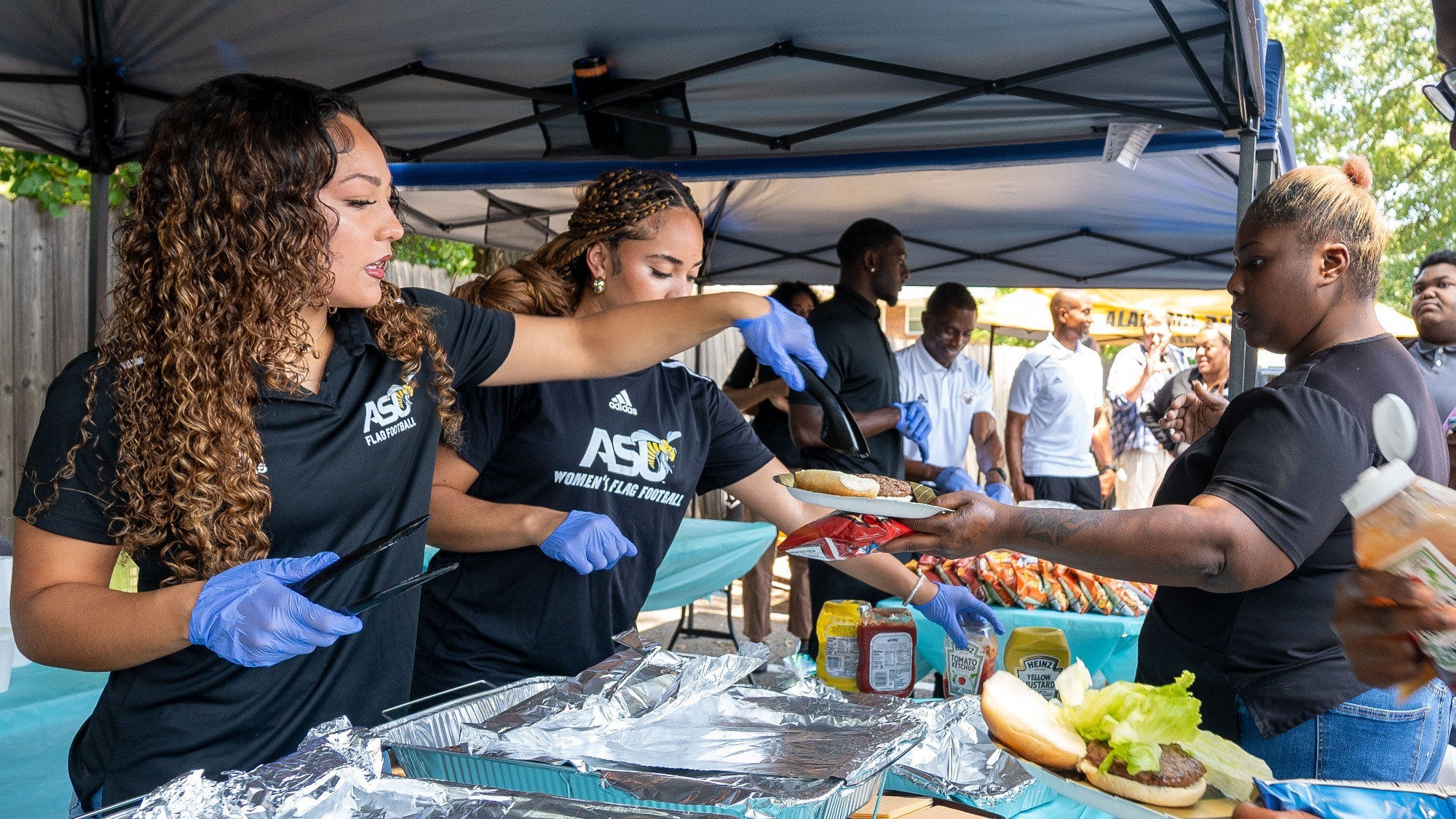 Hope Inspired Ministries Tailgate Experiencd