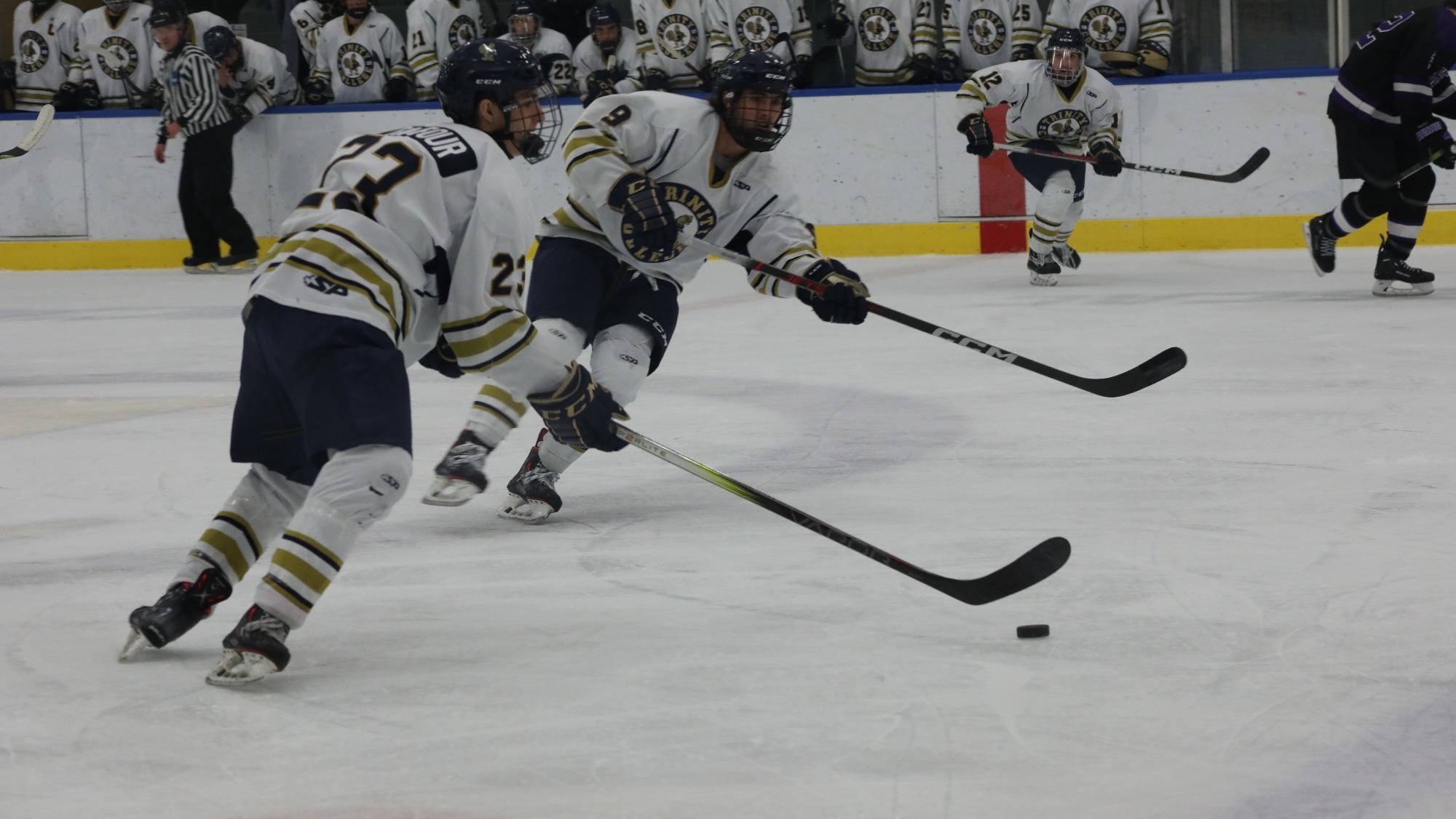 10 Men's Hockey Battles Bowdoin To 11 Tie Trinity College
