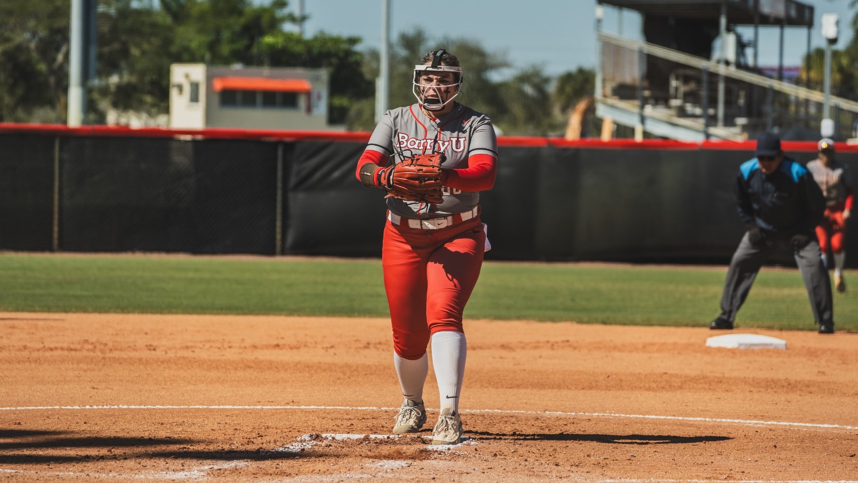 SB - Samantha Rosenberger Pitching