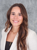 CourtlynnCooneyHeadShot