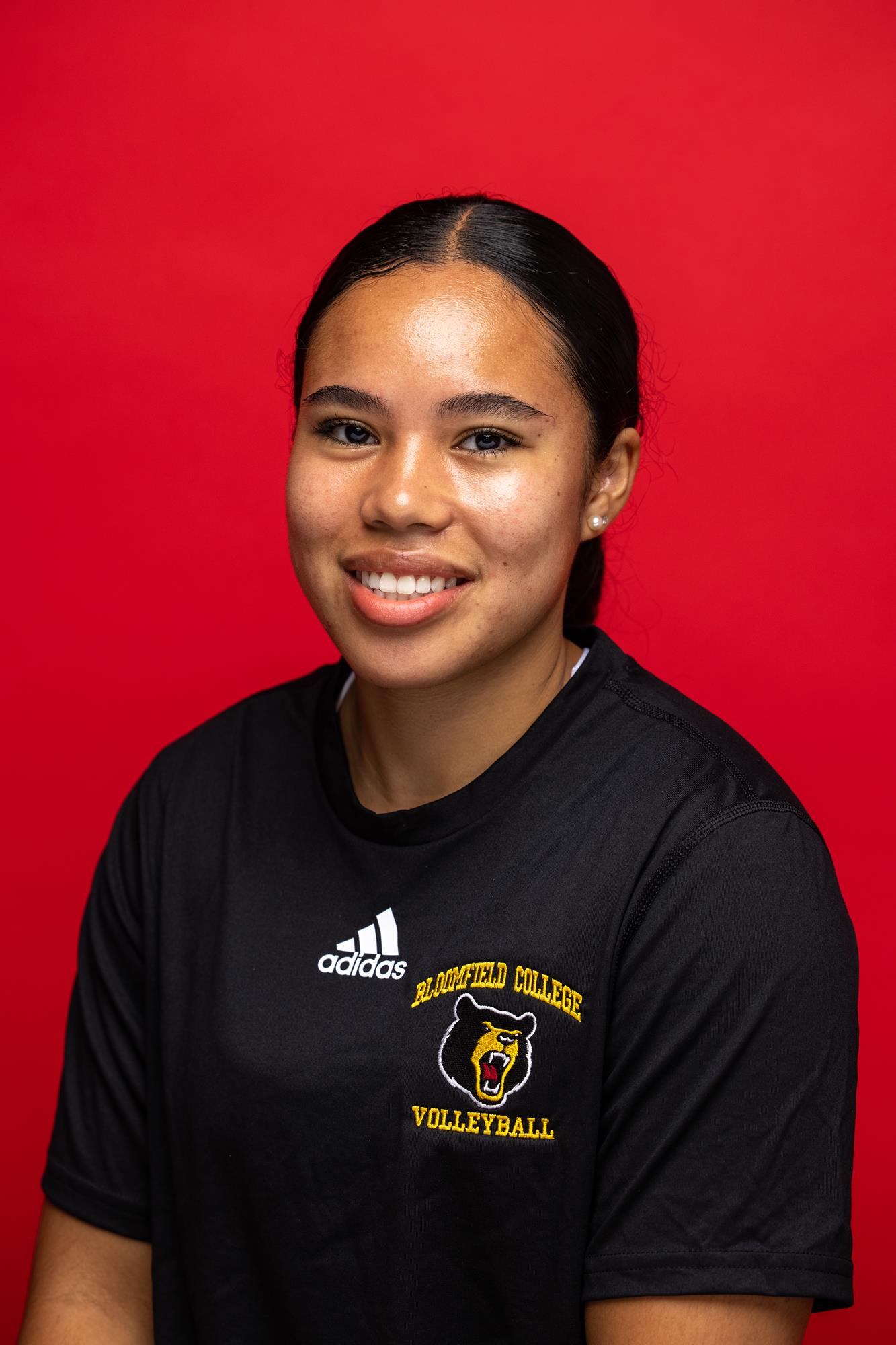 Kayana LeeChow 2021 Headshot