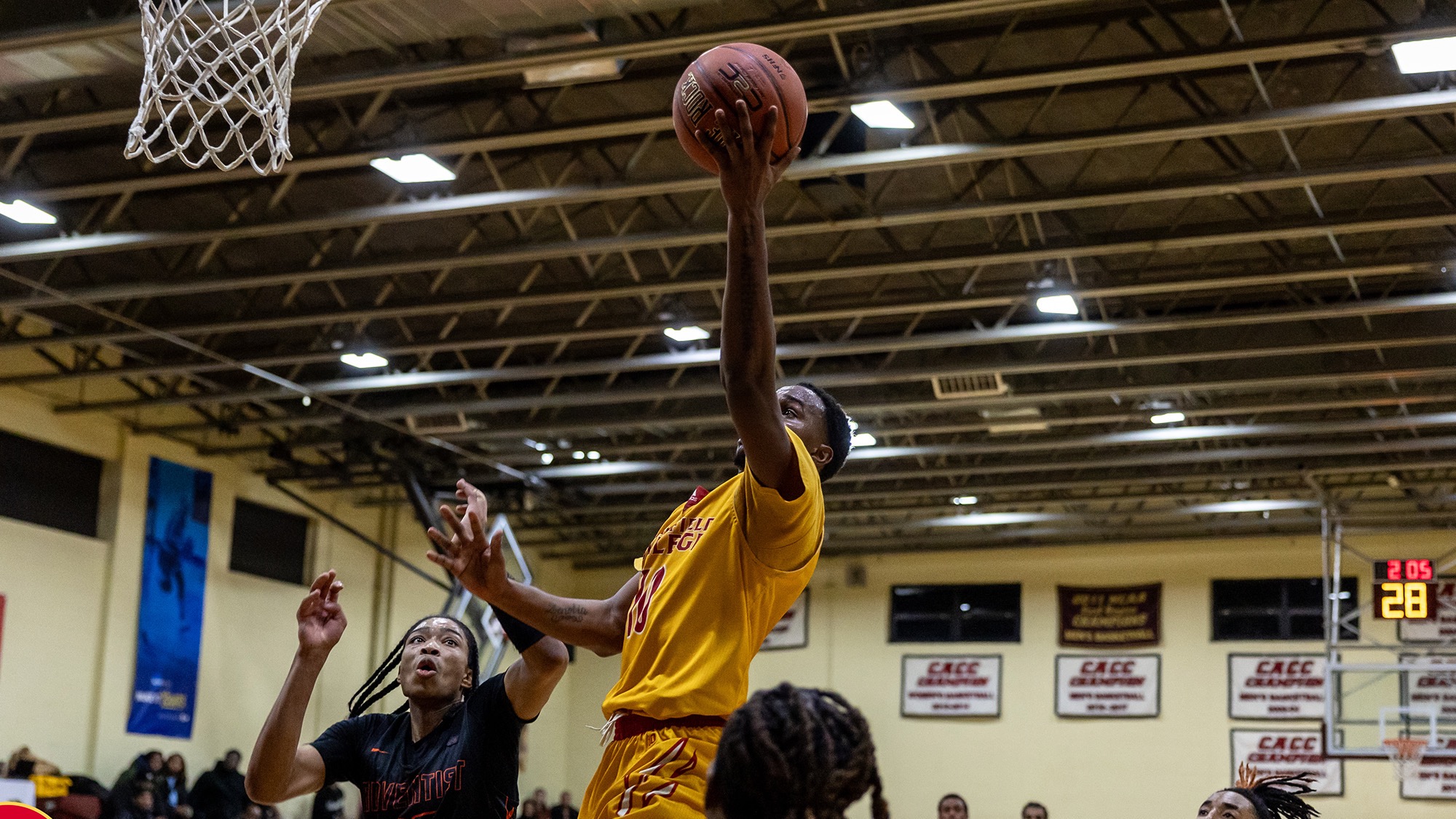 Zamorian Singleton going up for a layup