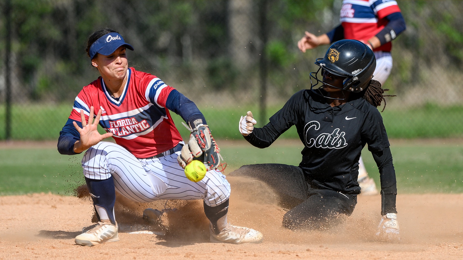 Shania Owens - Softball - Bethune-Cookman University Athletics