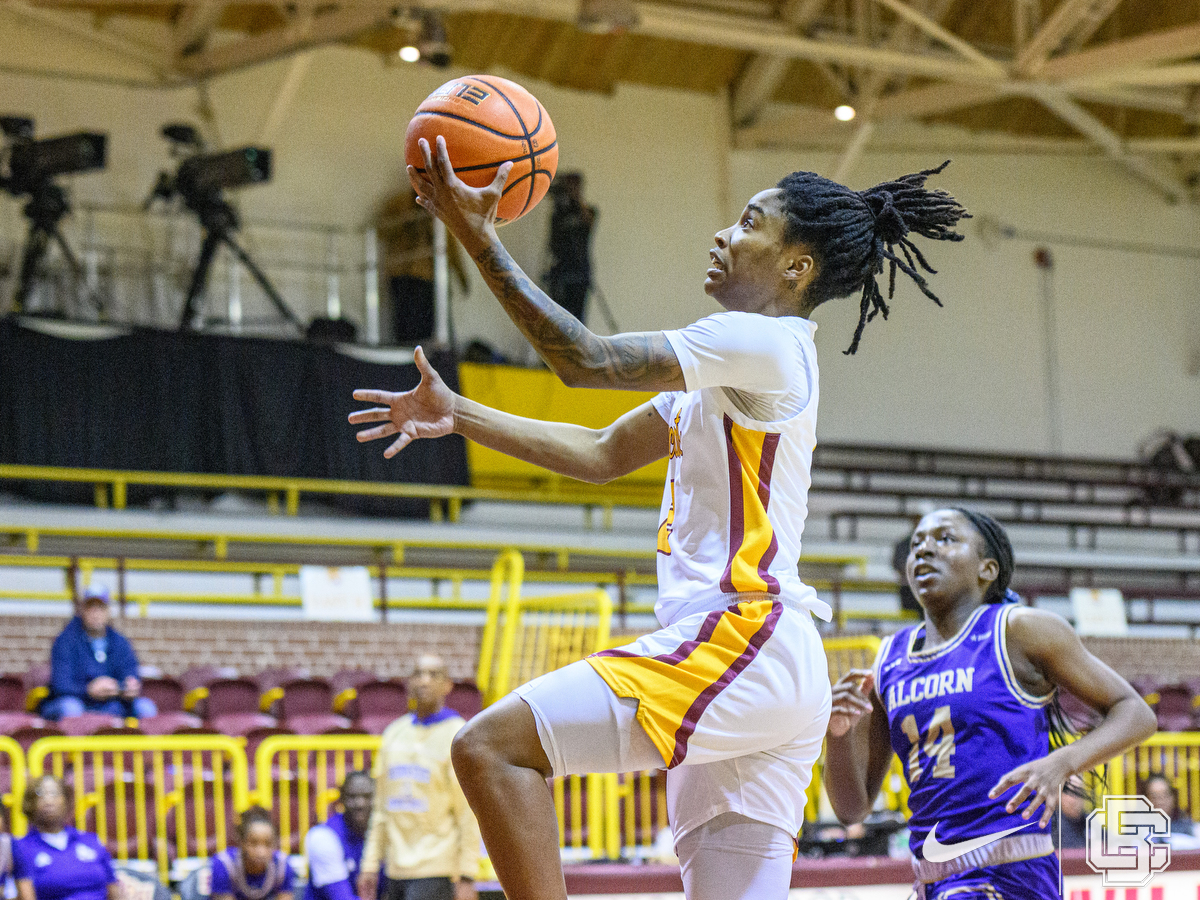White's CareerHigh leads BCU Past Panthers BethuneCookman