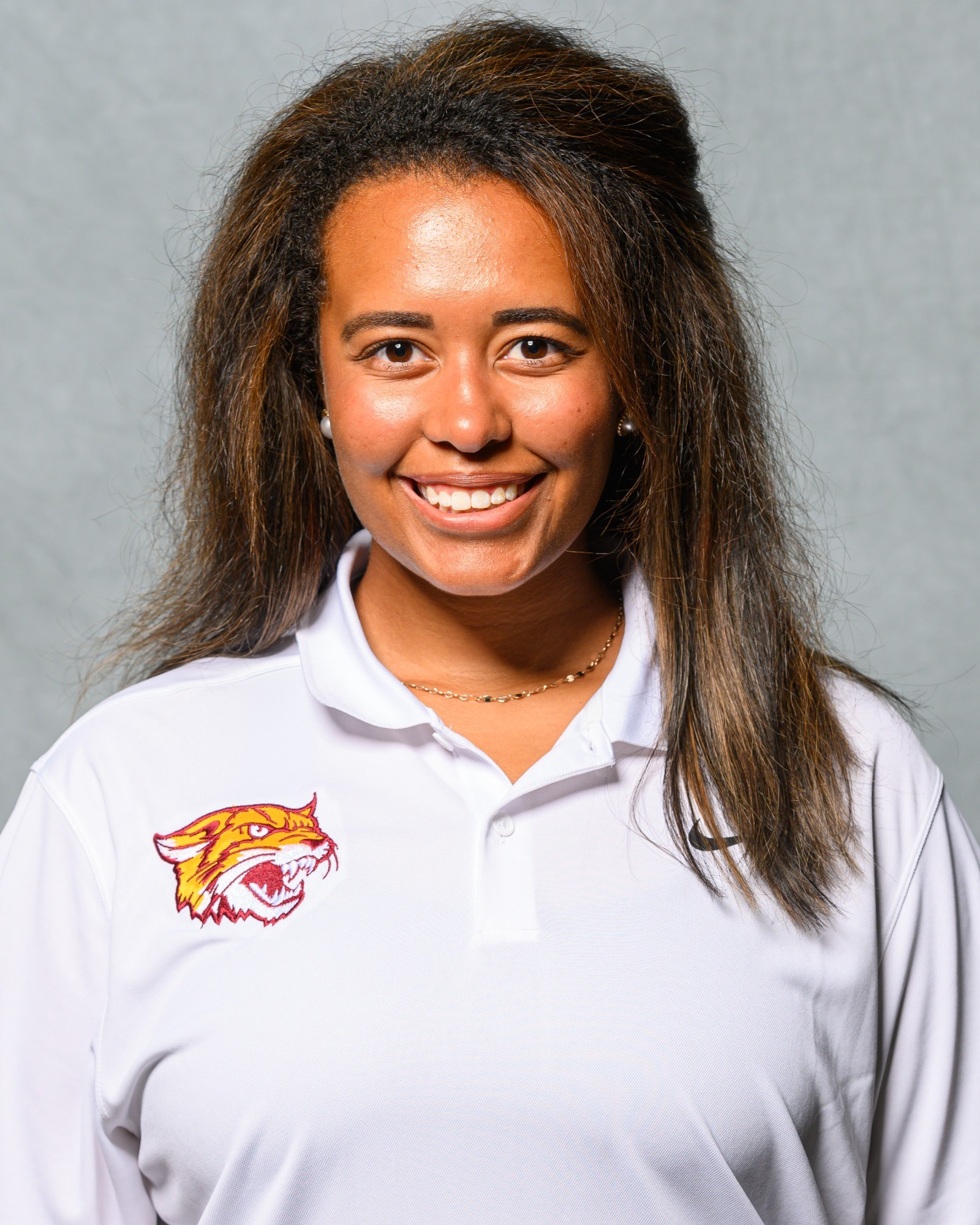 Chloe Shelby Headshot 2024-25