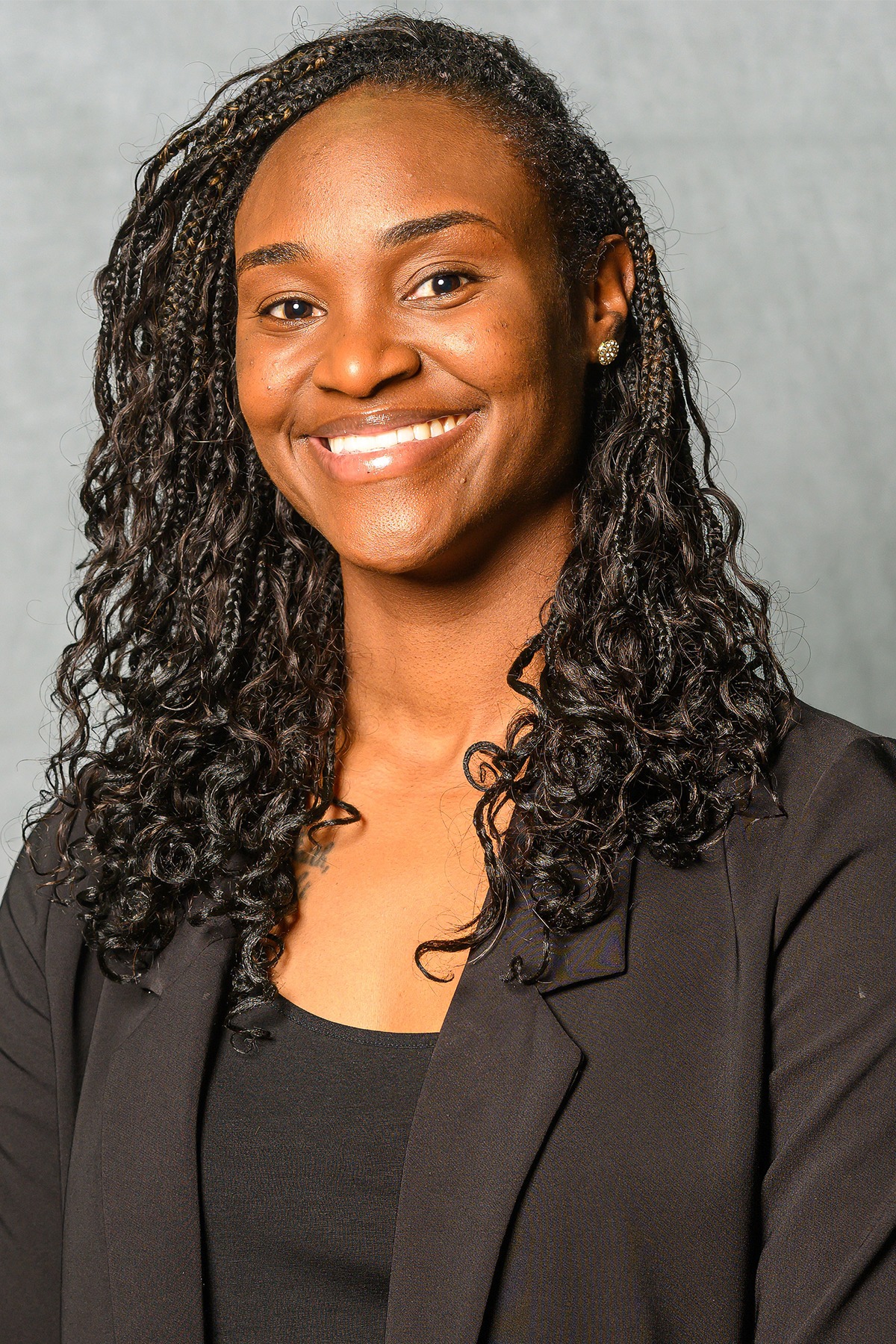 Ronni Williams Headshot 2024-25