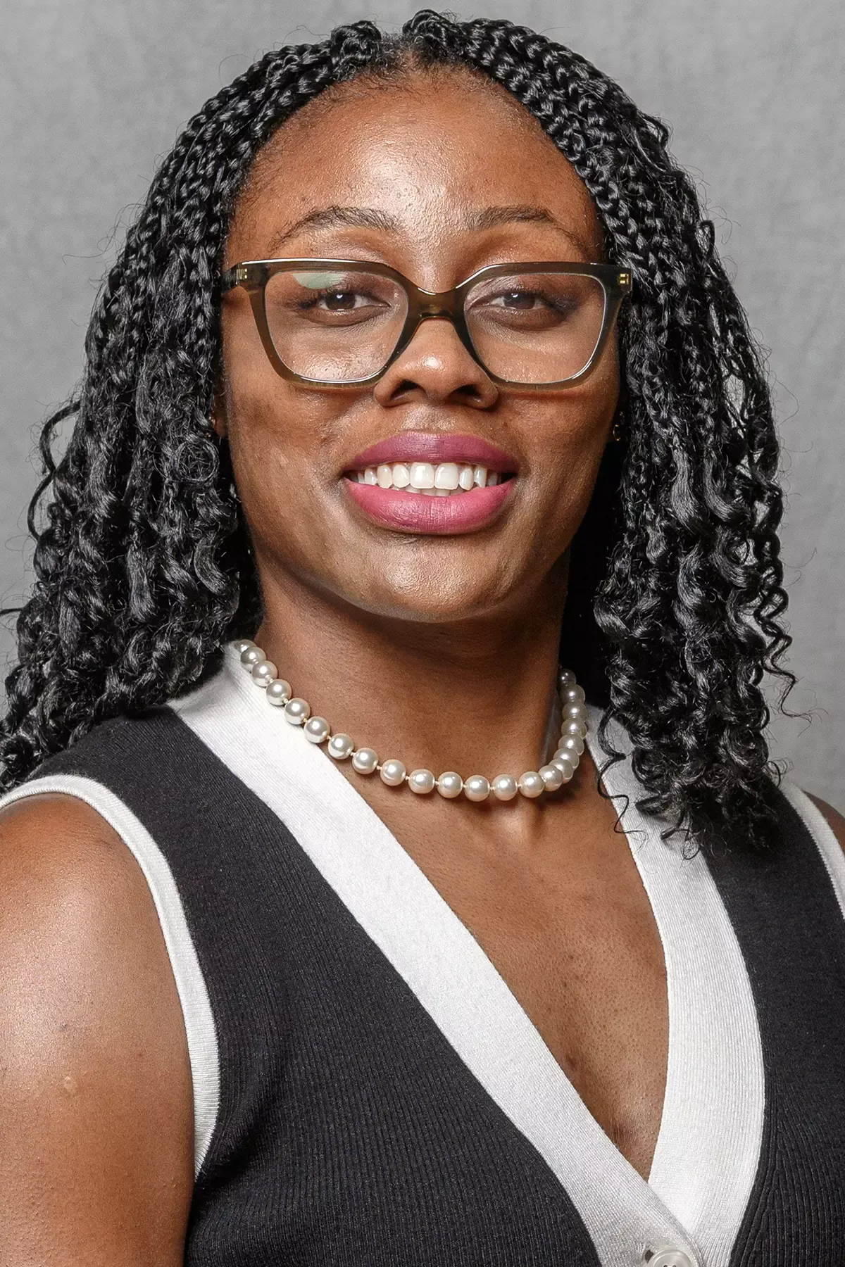 Amber Easter Headshot 2025-26