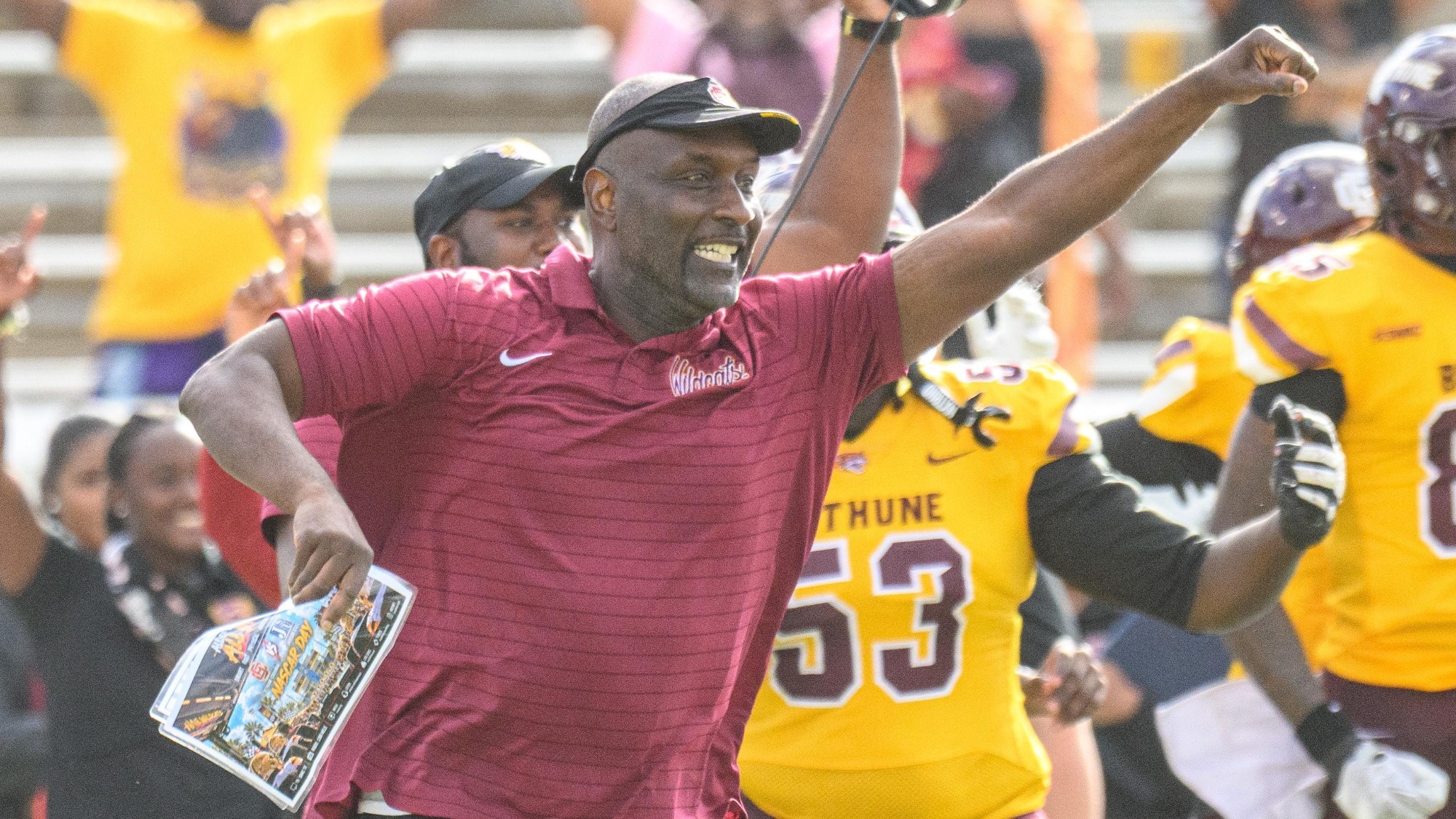 Woodie Jr. Celebrates Win Over Jackson State