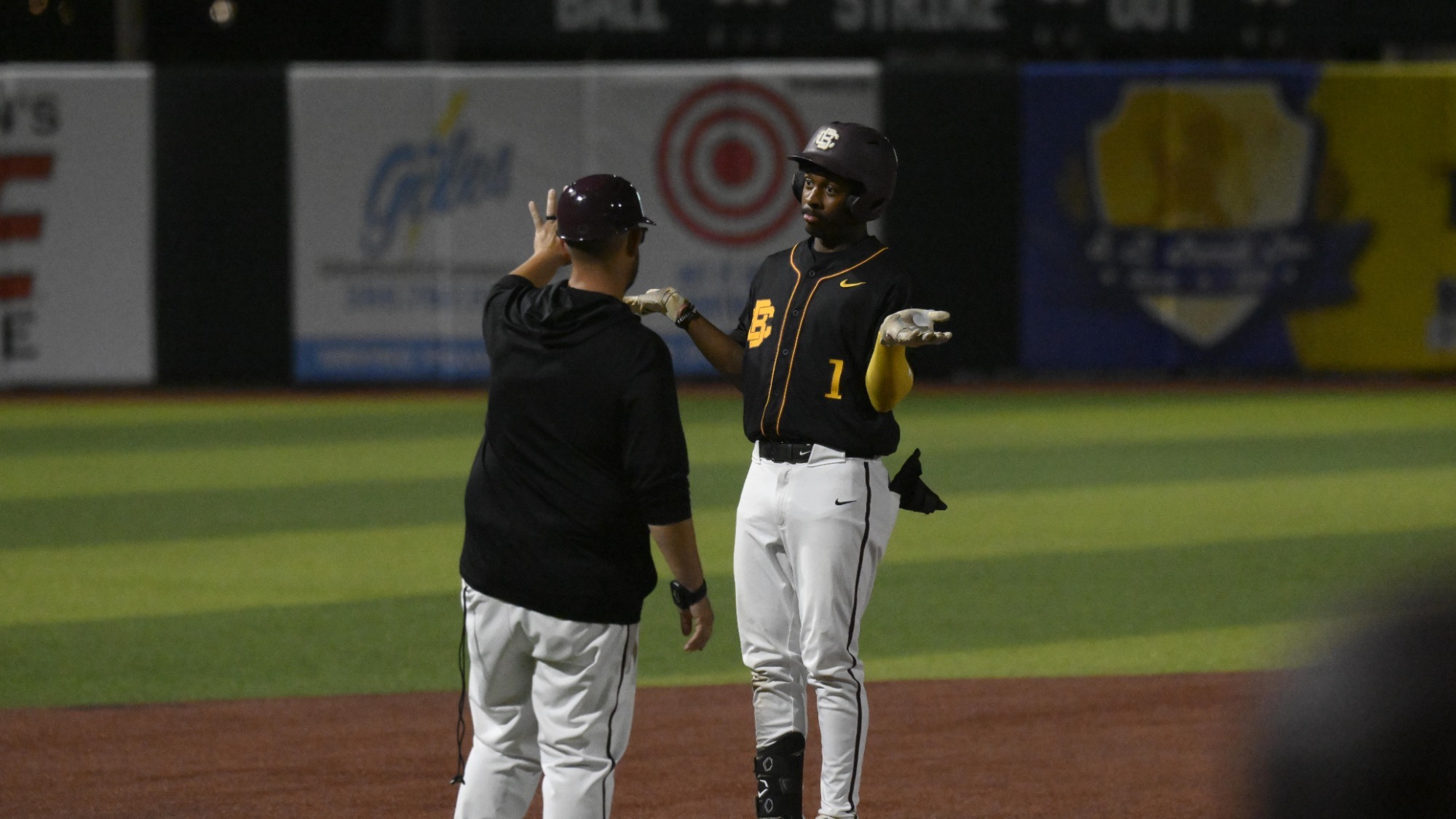 Darryl Lee Shrugs vs Grambling