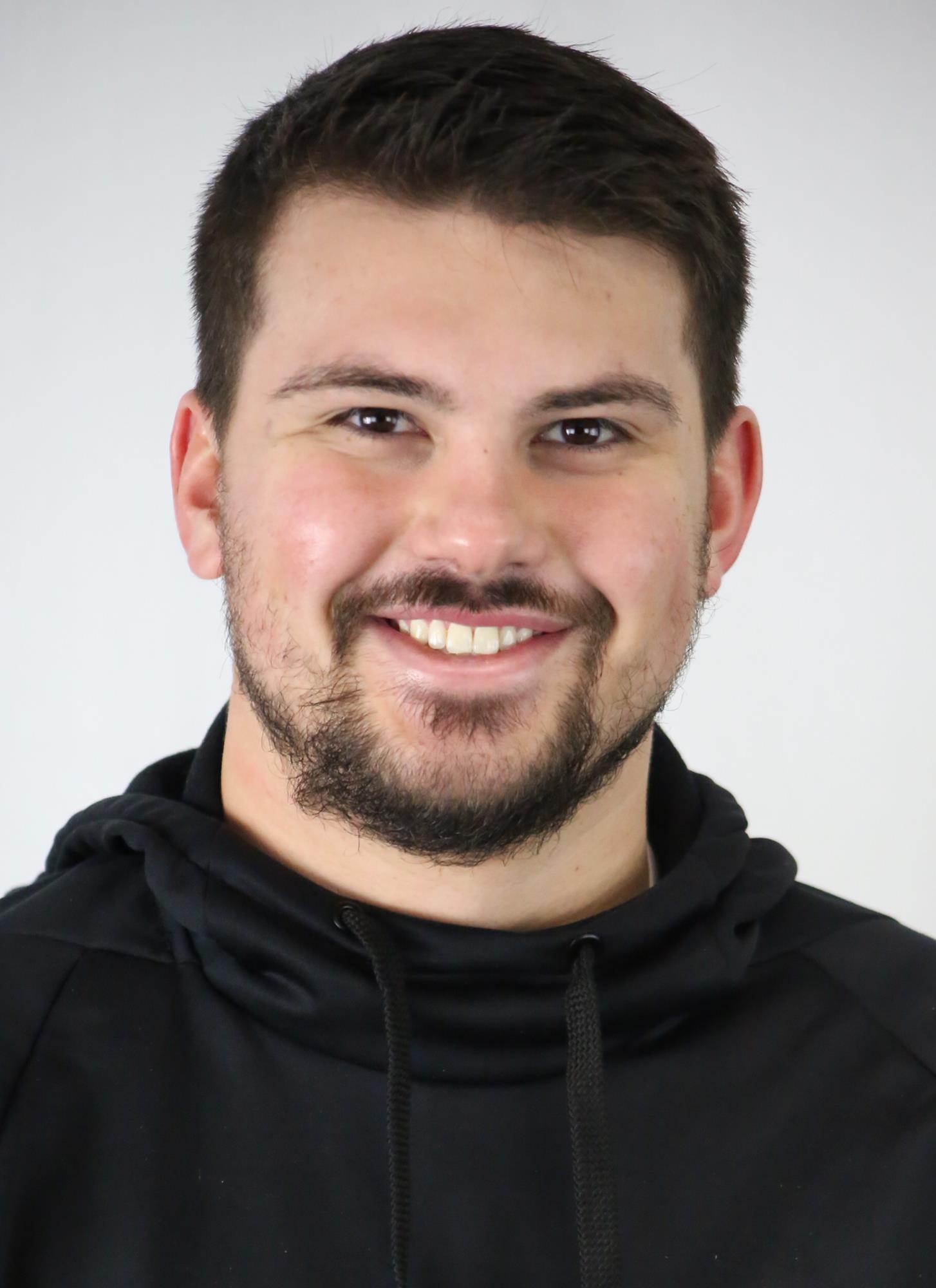 Kade Walter headshot