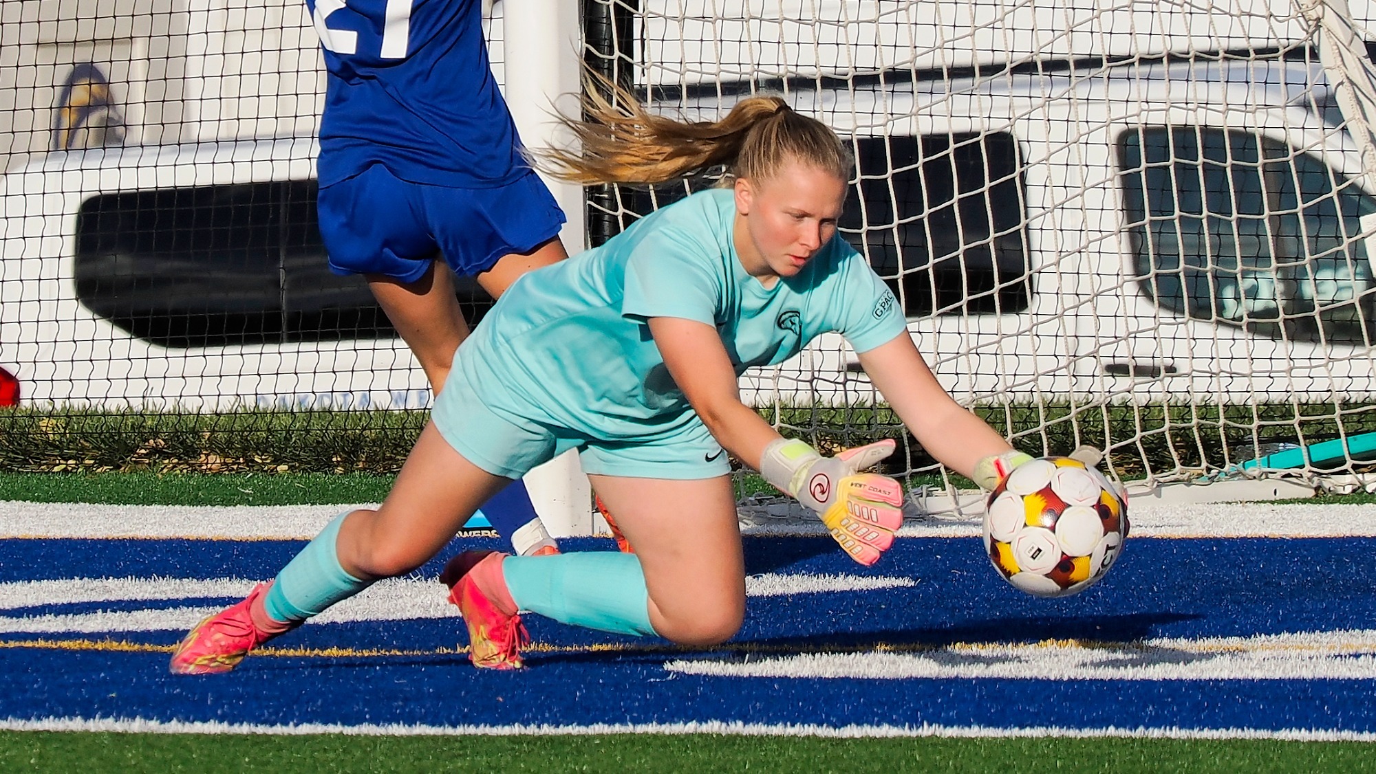 Caitlin Anderholm vs DWU