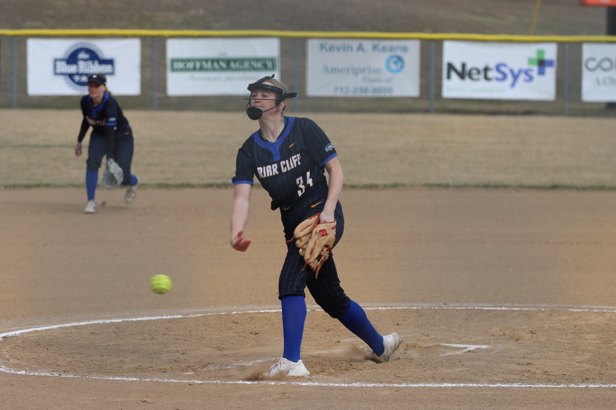 Skylar Bainter Pitching