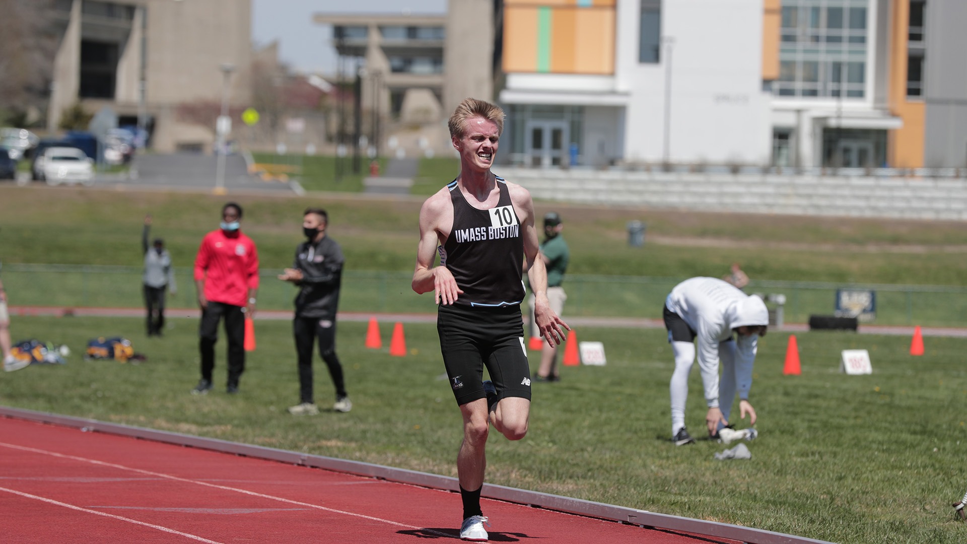 Men's Outdoor Track and Field Begins Spring Season at Tufts Snowflake