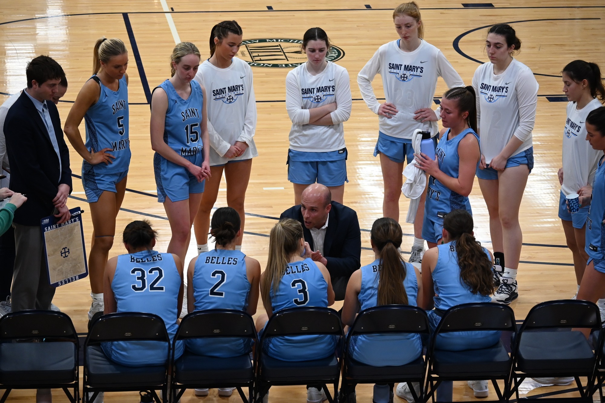 Belles Bench vs Calvin