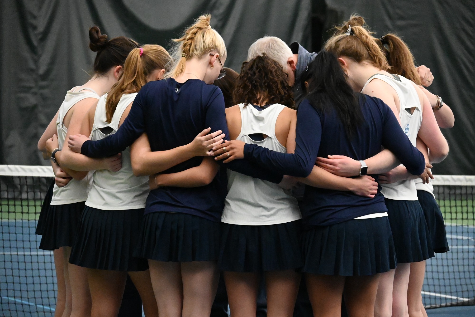 Tennis Huddle v Oberlin