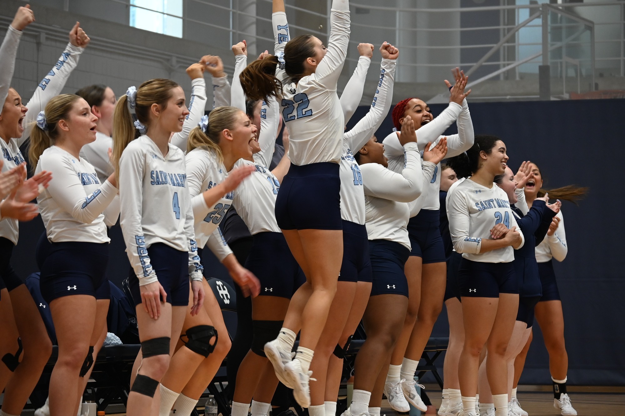 Belles Celebrate at VD Tournament