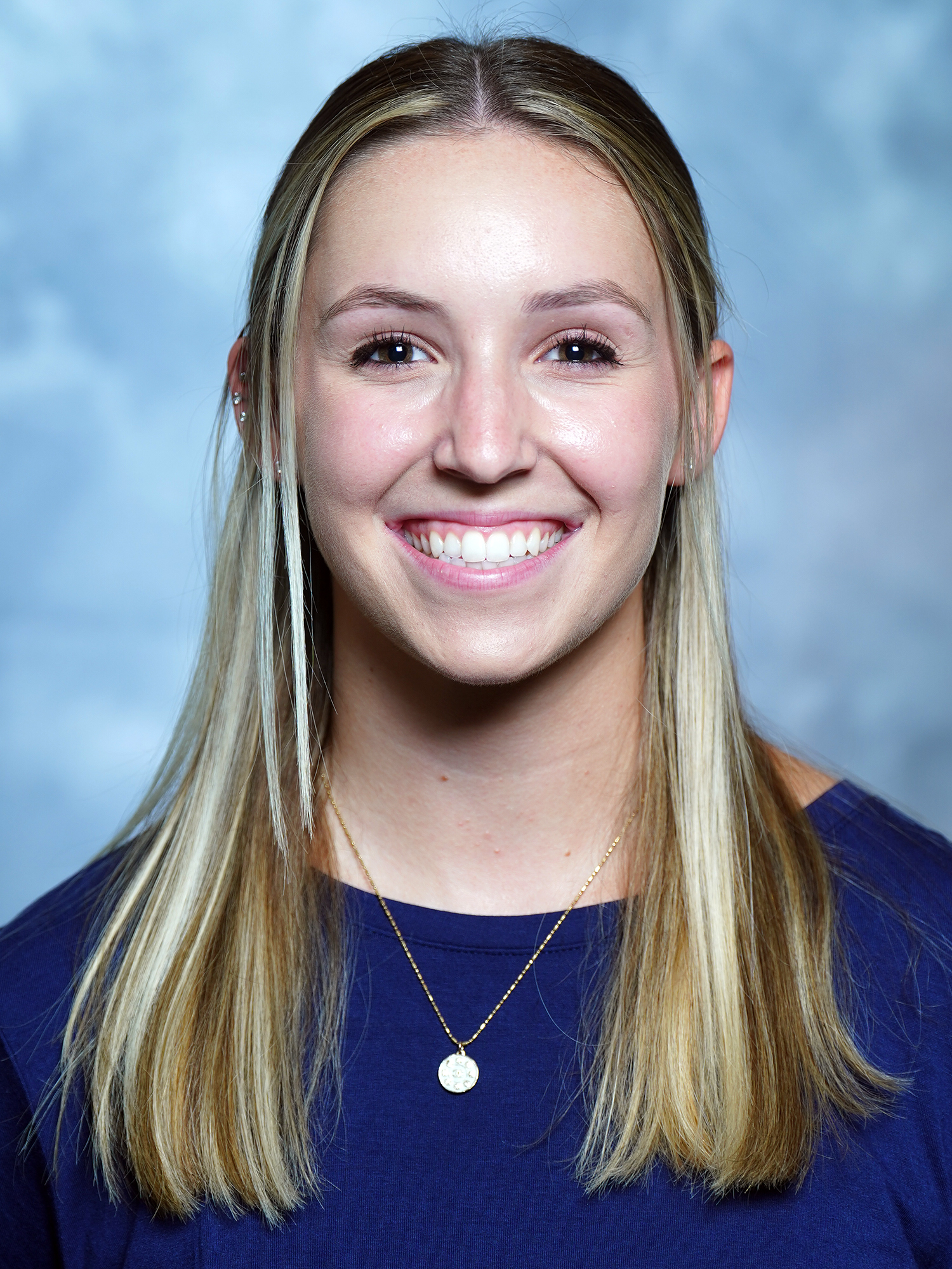 Riley_Taylor_headshot2022