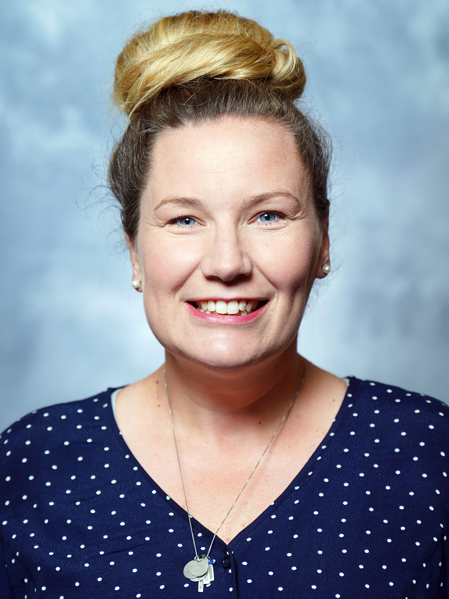 Tinna_Gallagher_headshot2022