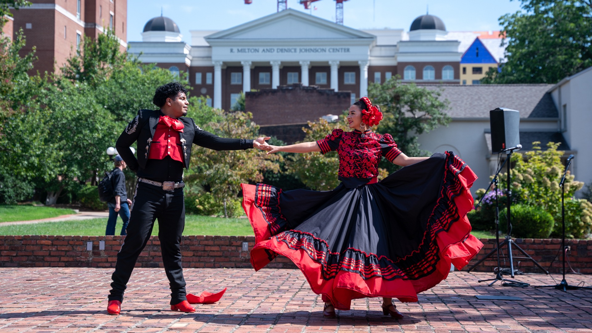 Ever_Turcios_baile_folklórico_2