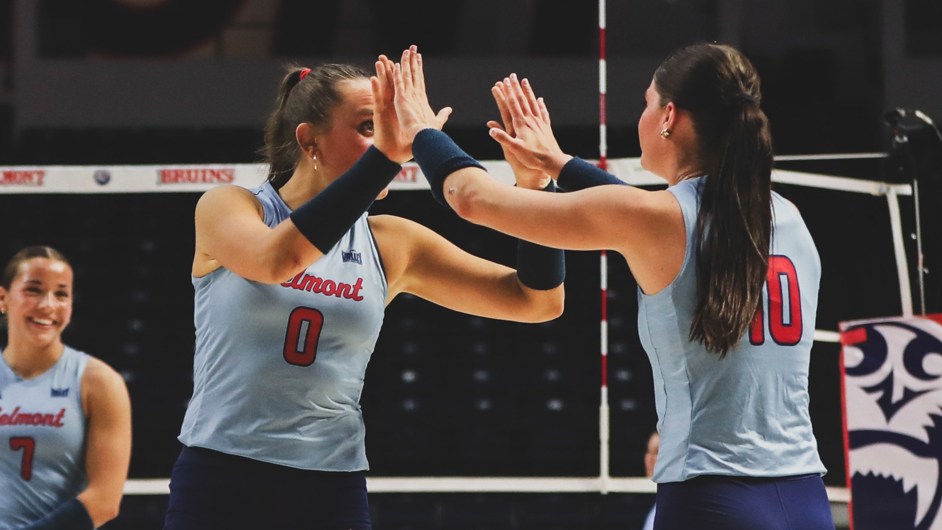 Bruins earn third straight victory with four-set win over Murray State 