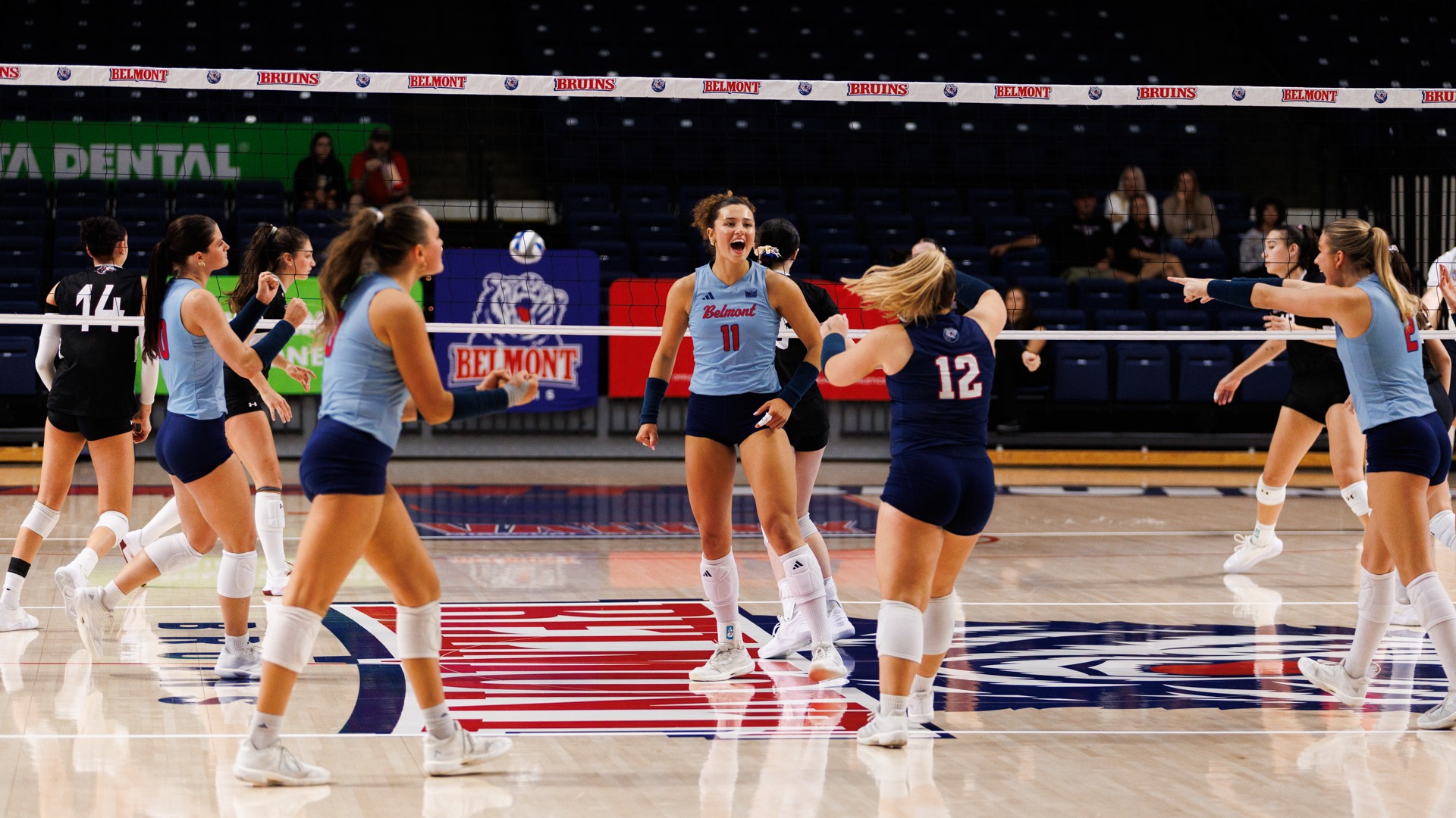 Bruins extend set-winning streak to 15 with third consecutive home sweep 