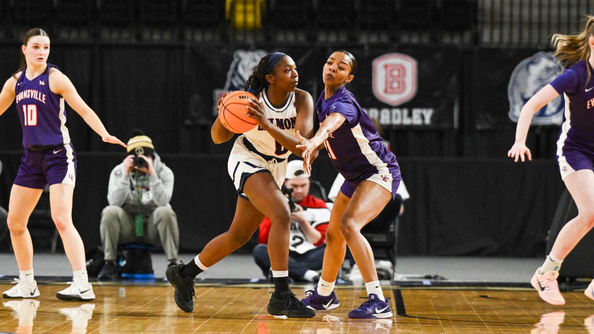 Tuti_Jones_vs_Evansville_MVCTournamentQuarterfinals2026