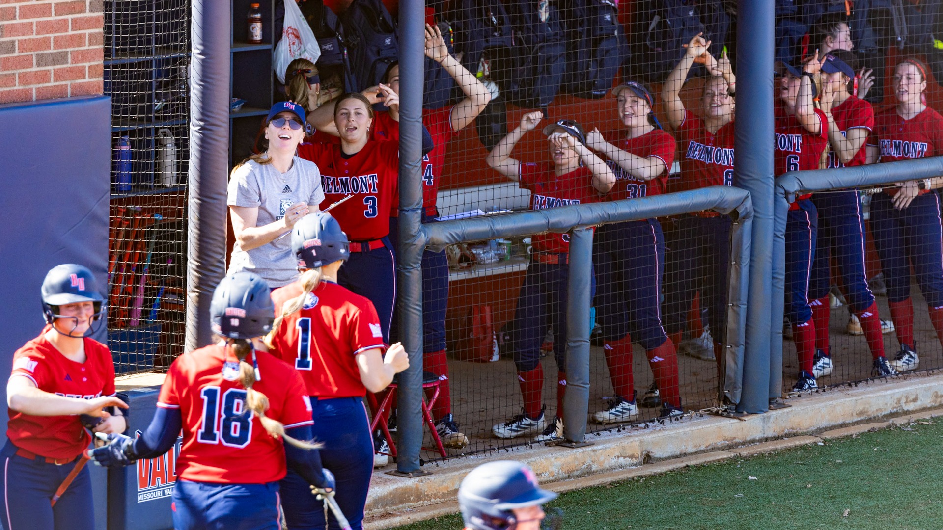 Bruins face top-ranked Volunteers for first time since 2024