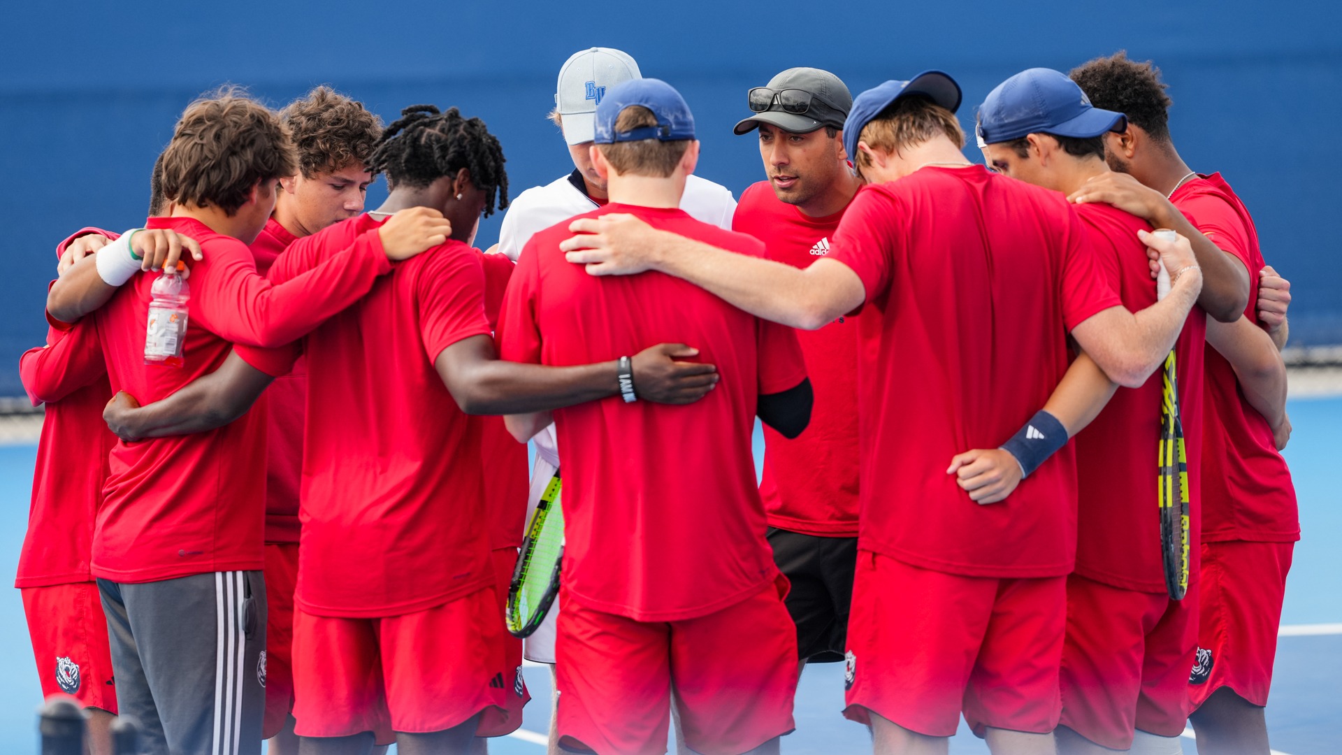 MTennis_Huddle_HorizonLeagueChampionship2026_vs_TennesseeTech